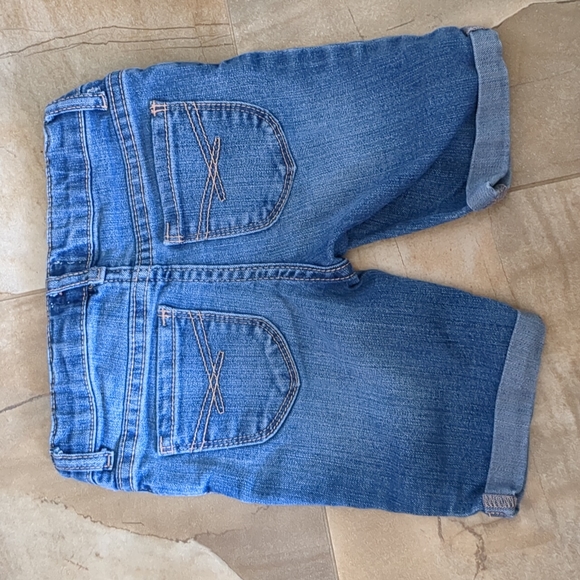 GAP | Bermuda jean shorts size 4 - Picture 2 of 2